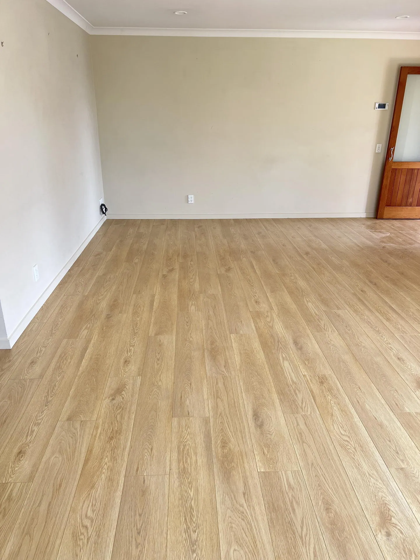 CLEARANCE!! Classic Cream Oak-SALE, $25+GST PER M2 view 3