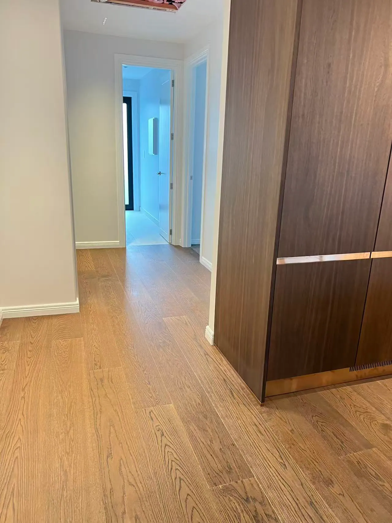 OT10388-Oak Driftwood view 11