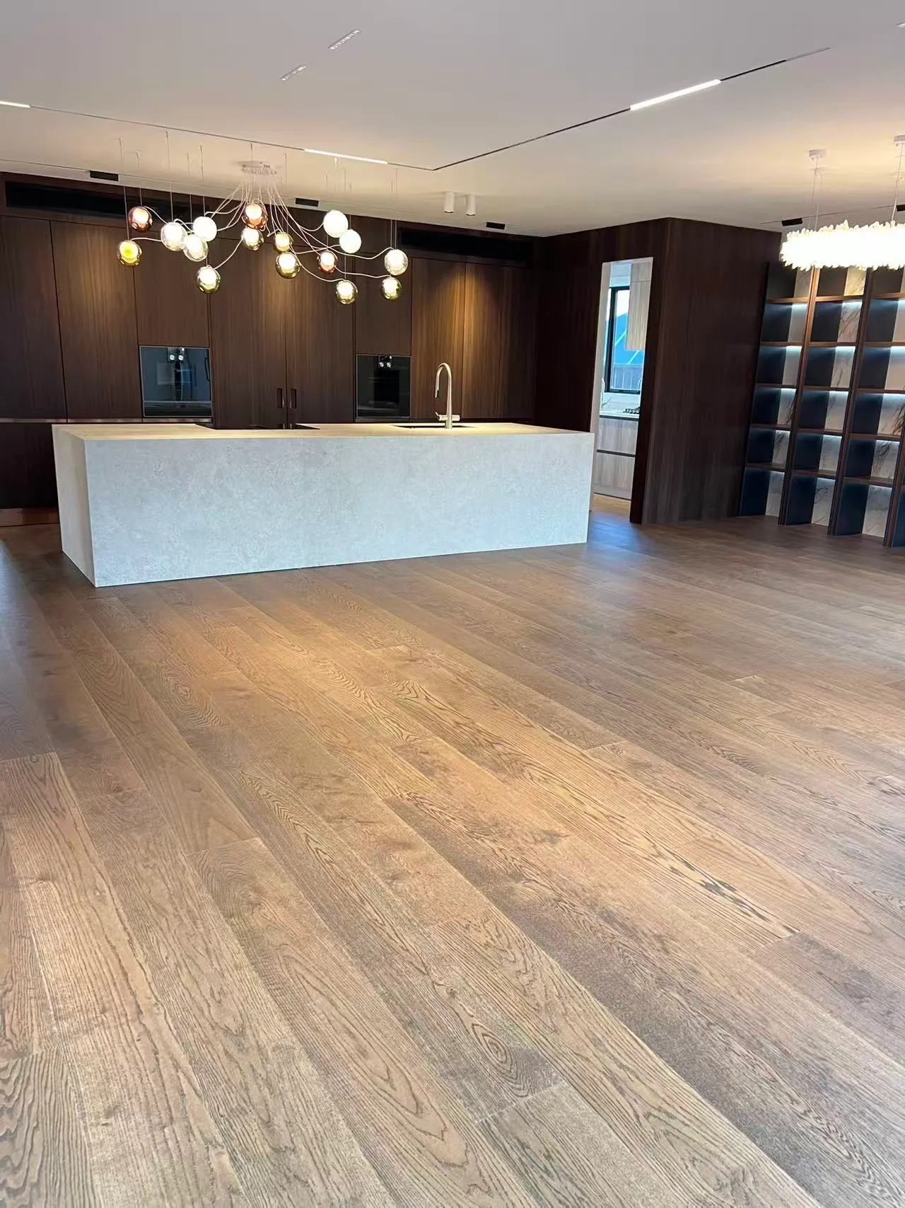OT10388-Oak Driftwood view 3