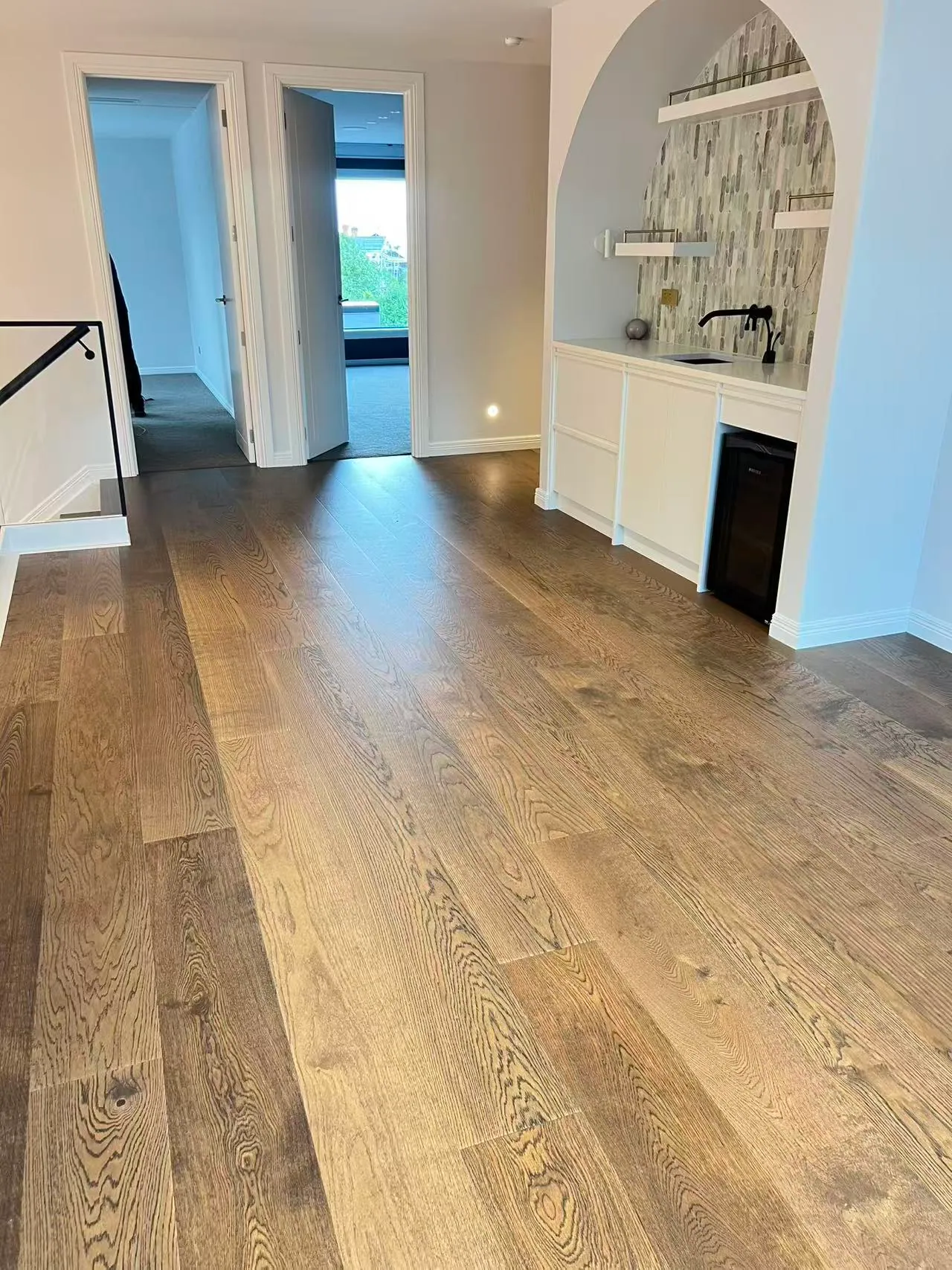 OT10388-Oak Driftwood view 5