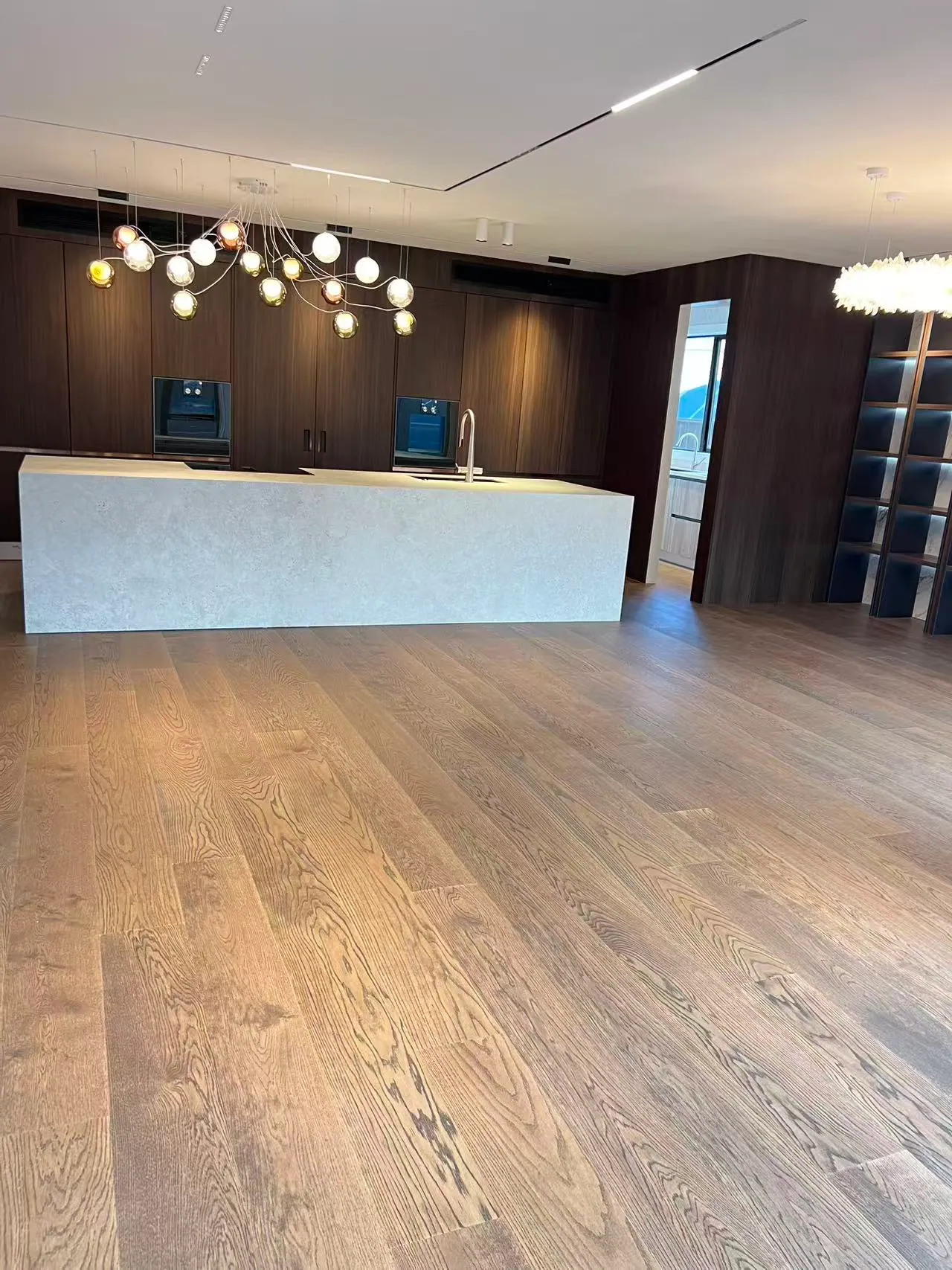 OT10388-Oak Driftwood view 7