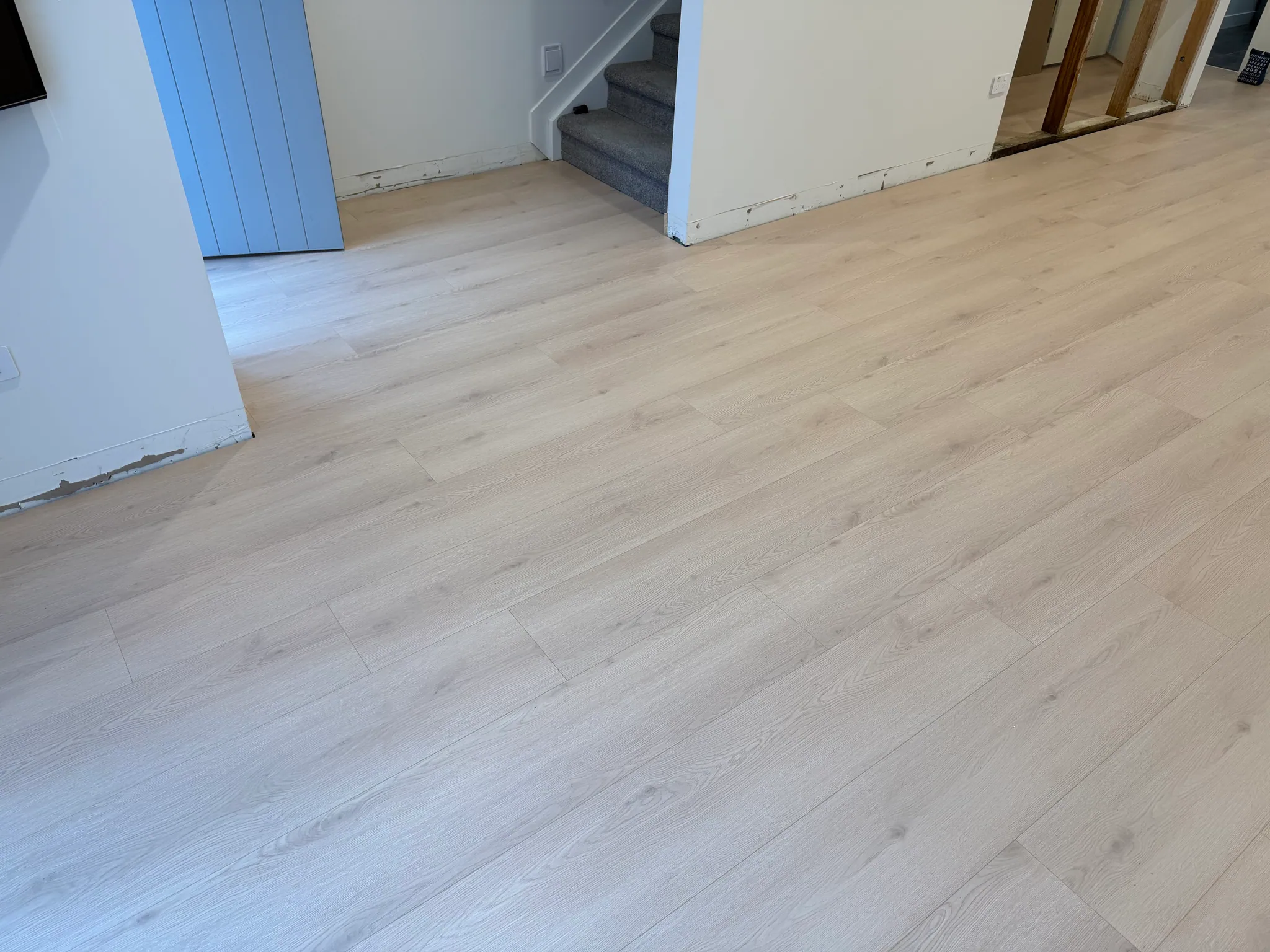 PK1506WP-Ivory Grain Oak view 4