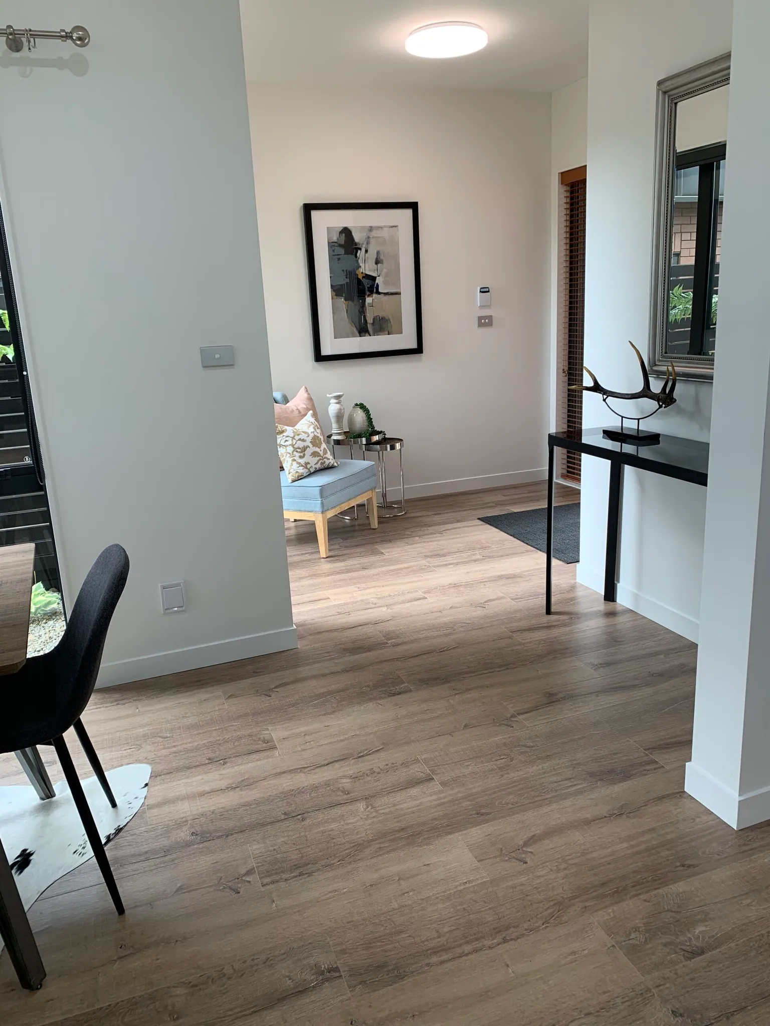 Patis Oak view 2