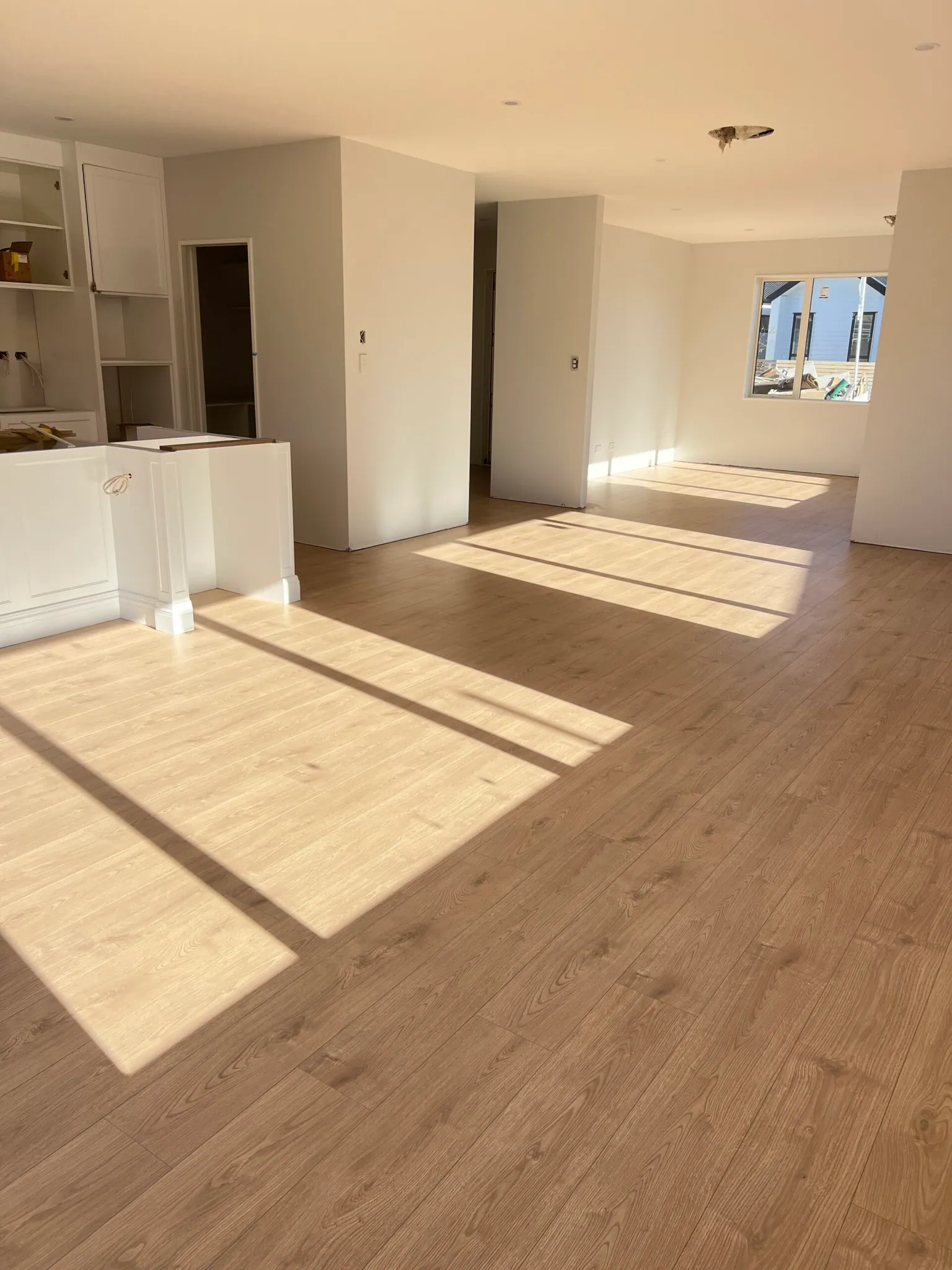 PK7074W-Light Natural Oak view 3