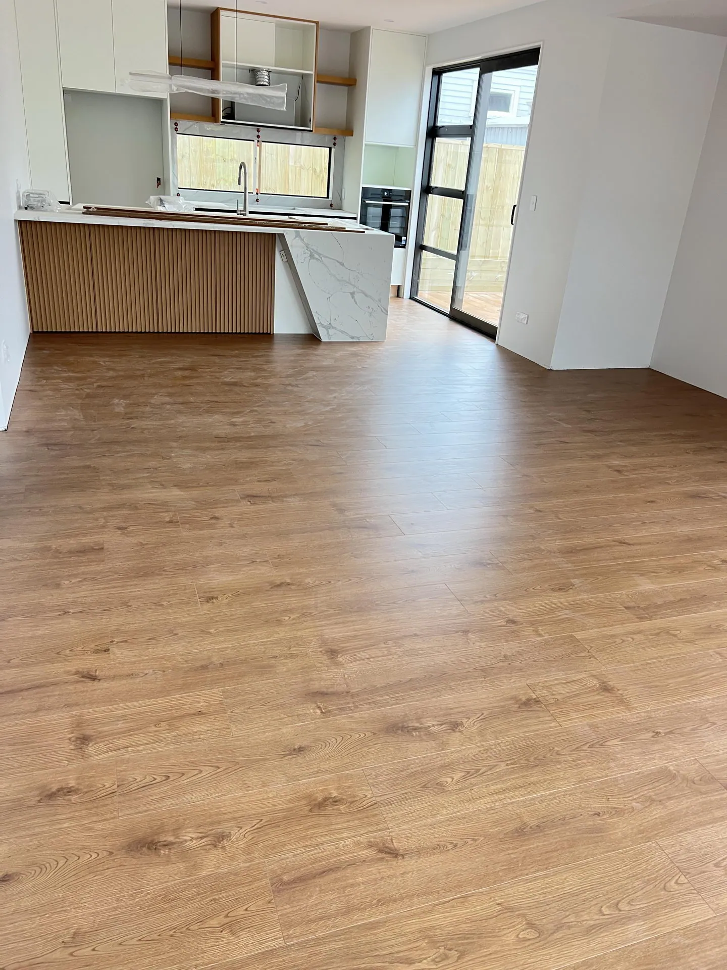PK7083W-Vintage Oak view 10