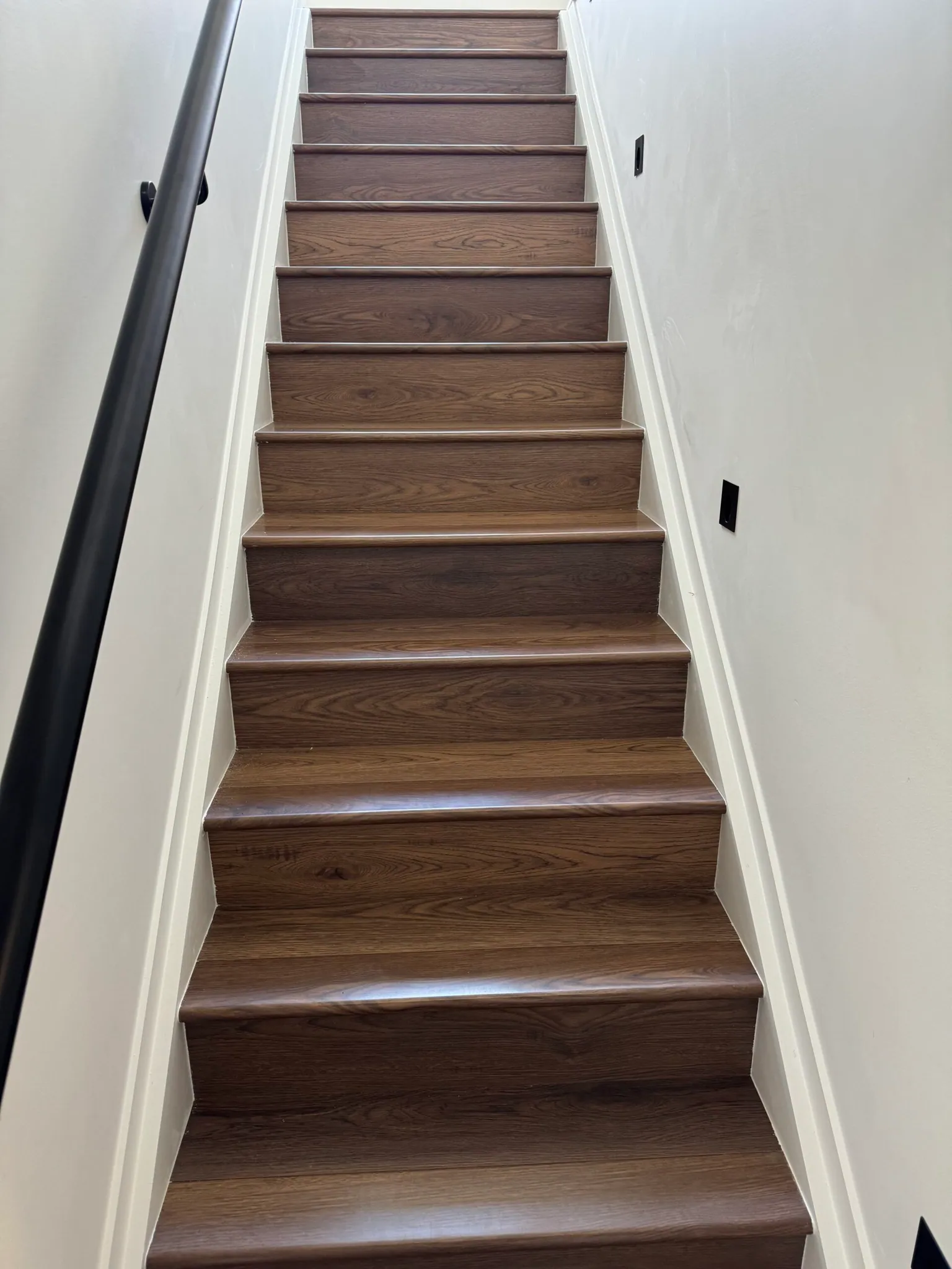 PK7086W-English Walnut Oak view 11