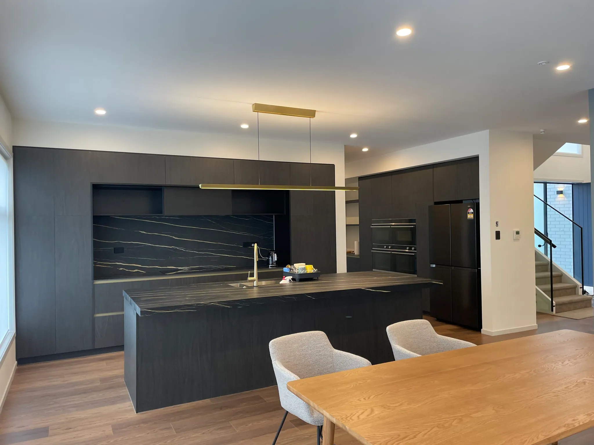 PK7086W-English Walnut Oak view 12