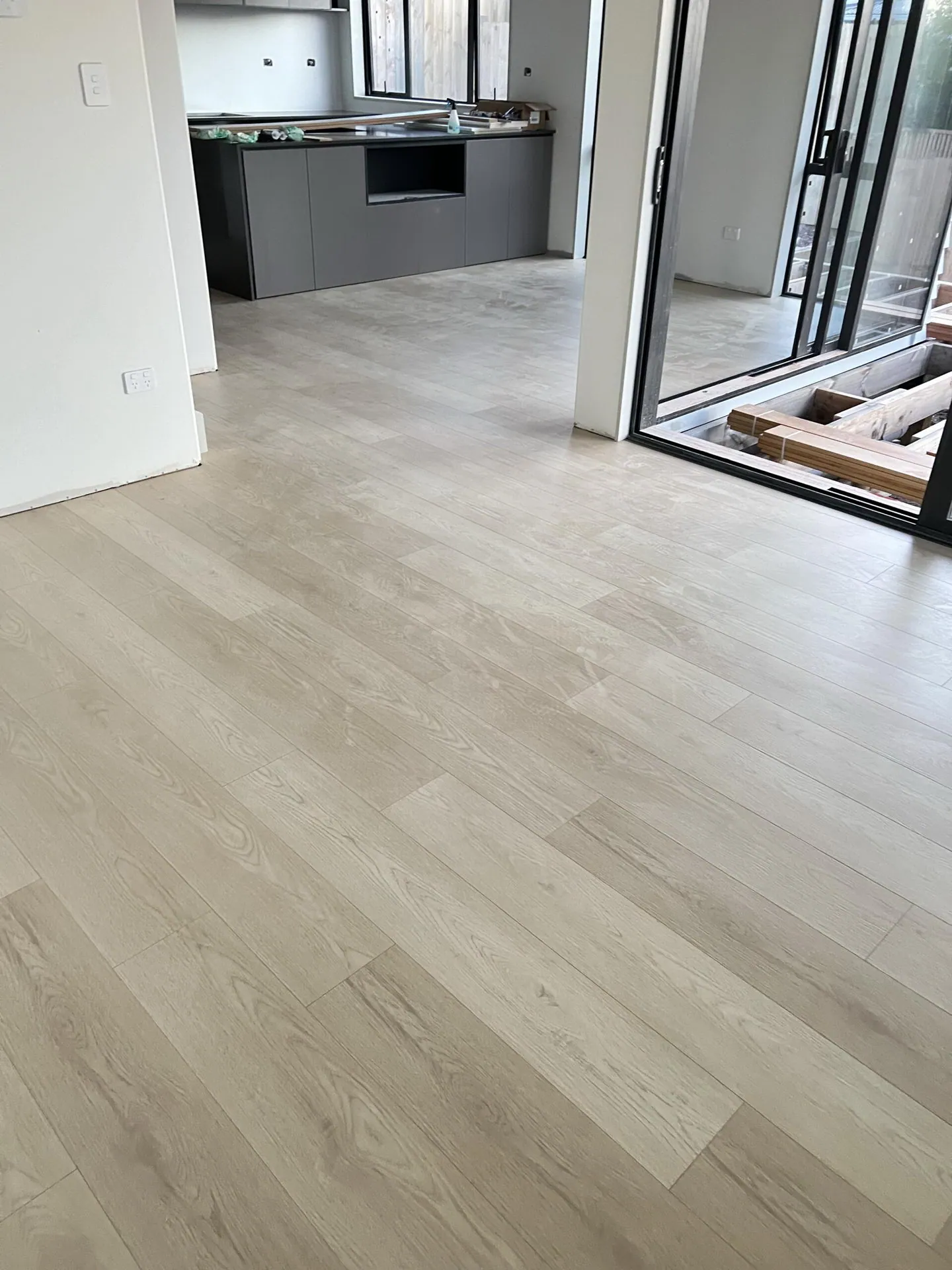 CLEARANCE!! PK7088W-Classic Beige Oak-105m2 left, $25+gst per m2 view 3