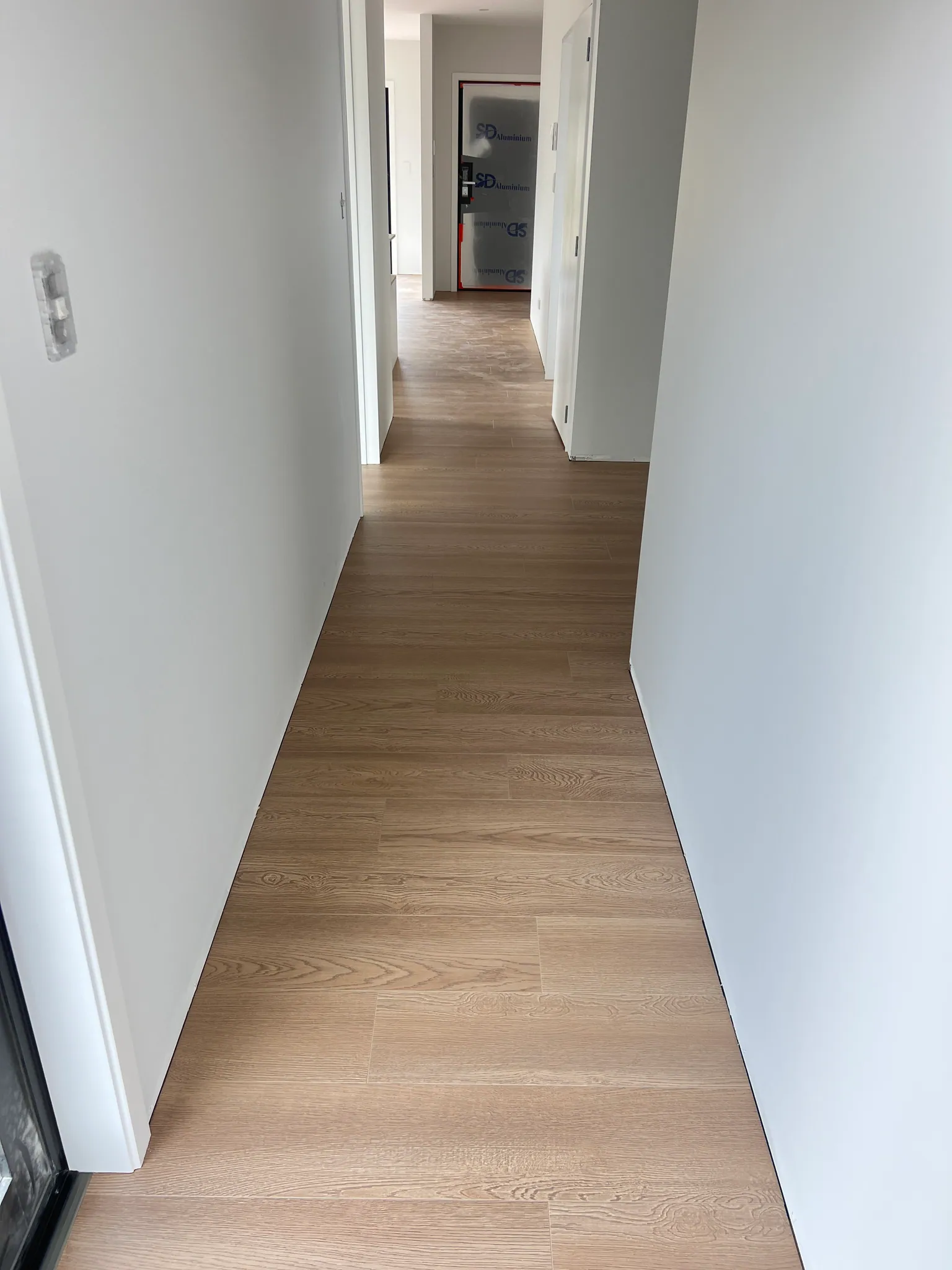 CLEARANCE!!  PK7093WP-Soft Camel Oak-90m2 left, $28+gst per m2 view 5