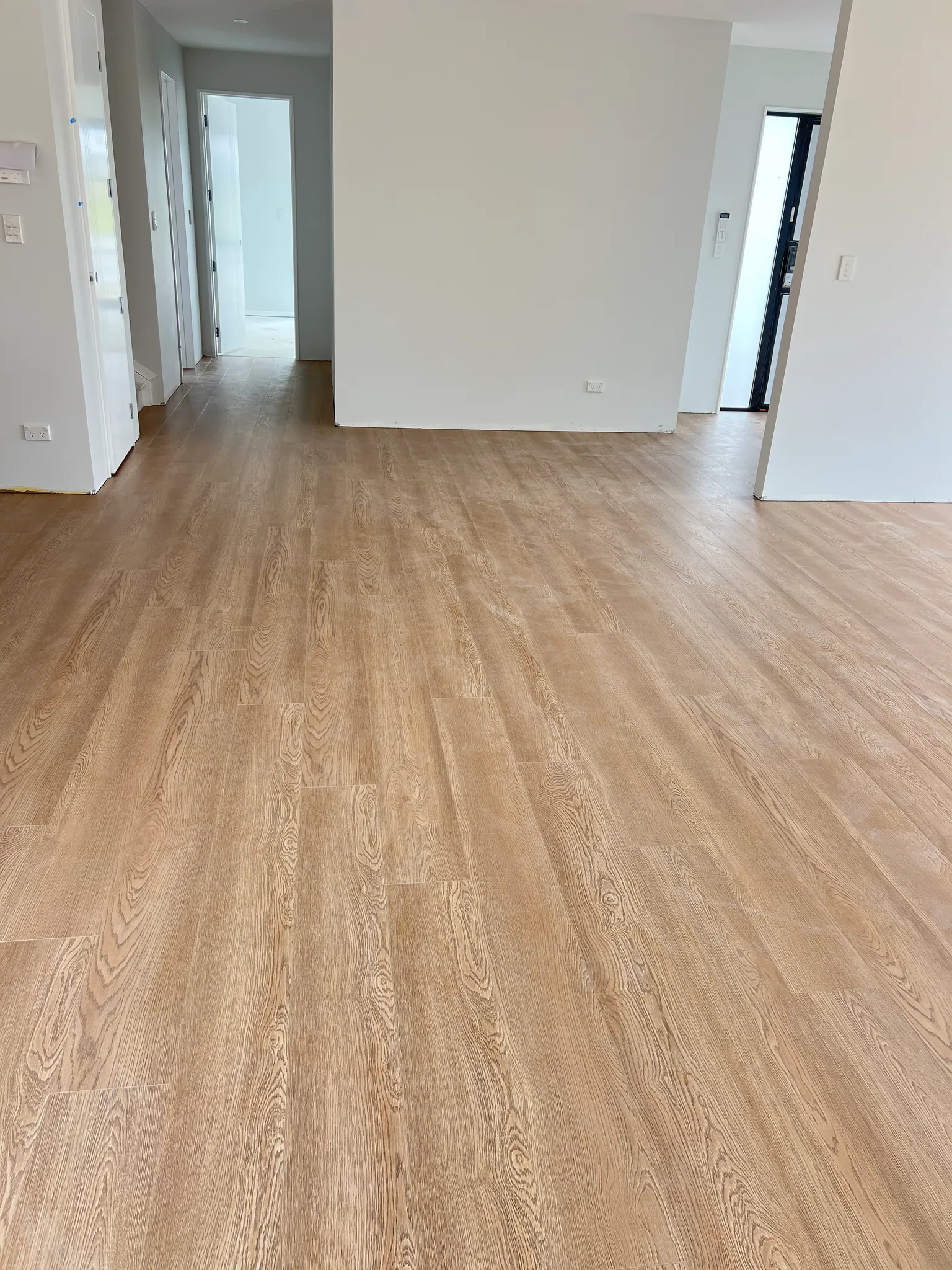 CLEARANCE!!  PK7093WP-Soft Camel Oak-90m2 left, $28+gst per m2 view 8