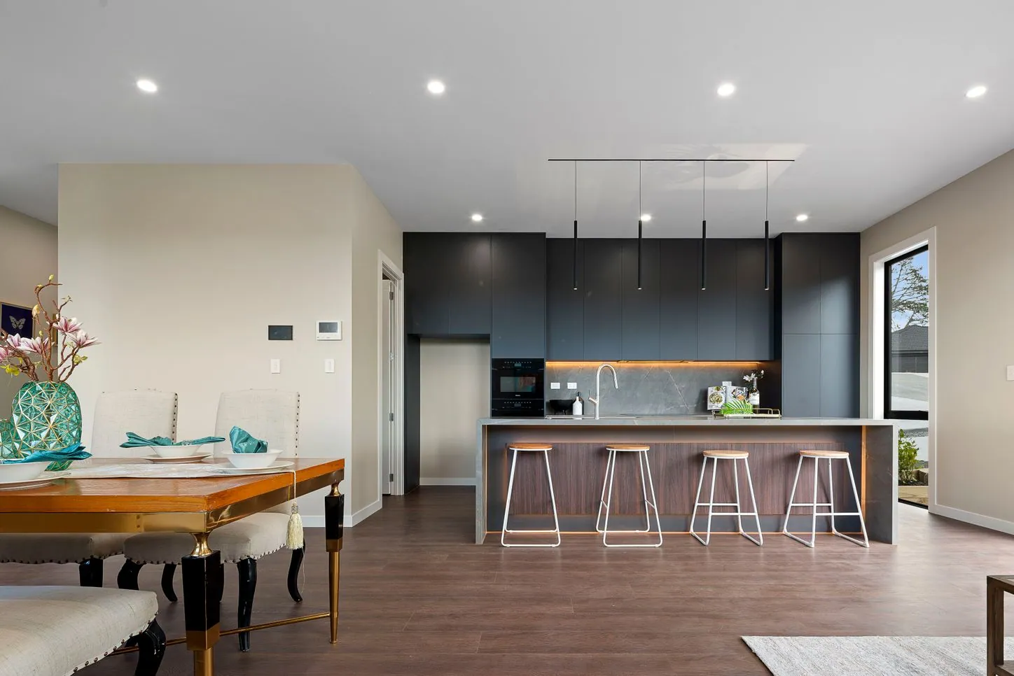 CLEARANCE!!   PK7094WP-Cocoa Oak-43m2 left, $28+gst per m2 view 9