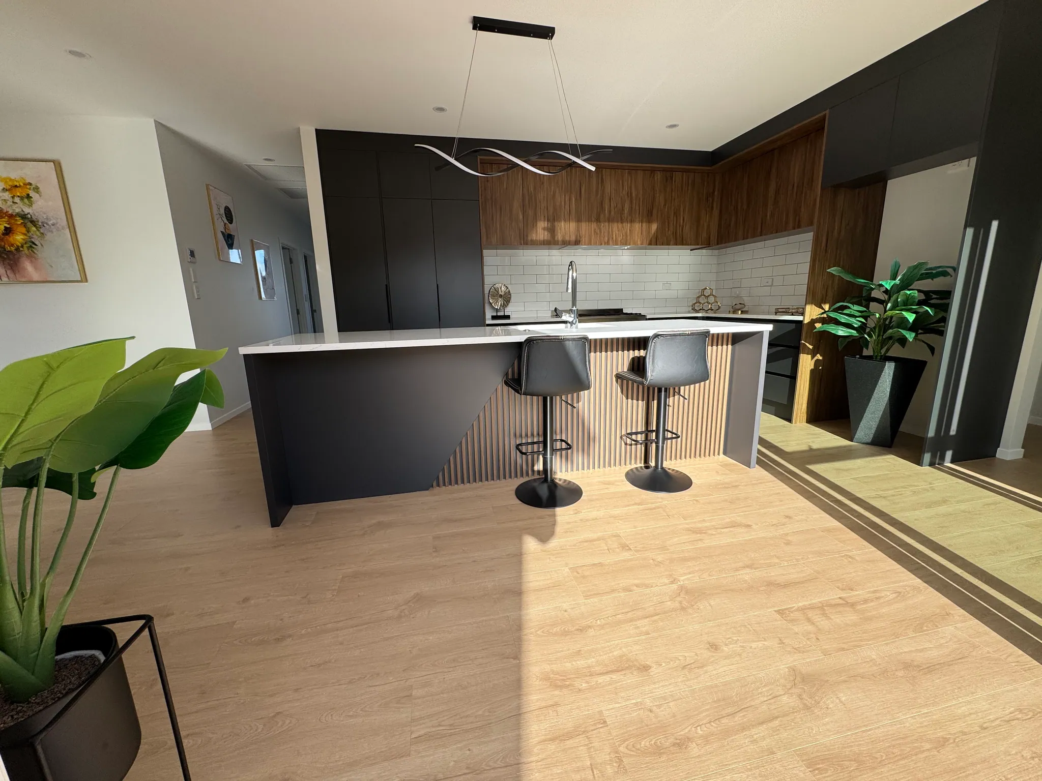PK7096W-Smooth Cream Oak-23.8m2 left view 2